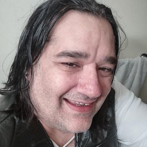 Meet your Posher, Adam